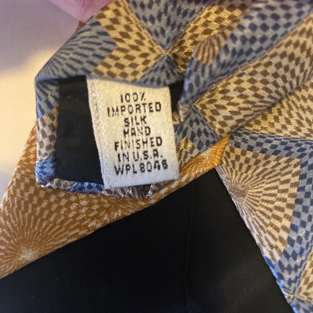 ALFANI Yellow Blue Geo Neck Tie 100% Silk Made USA $45 EUC
